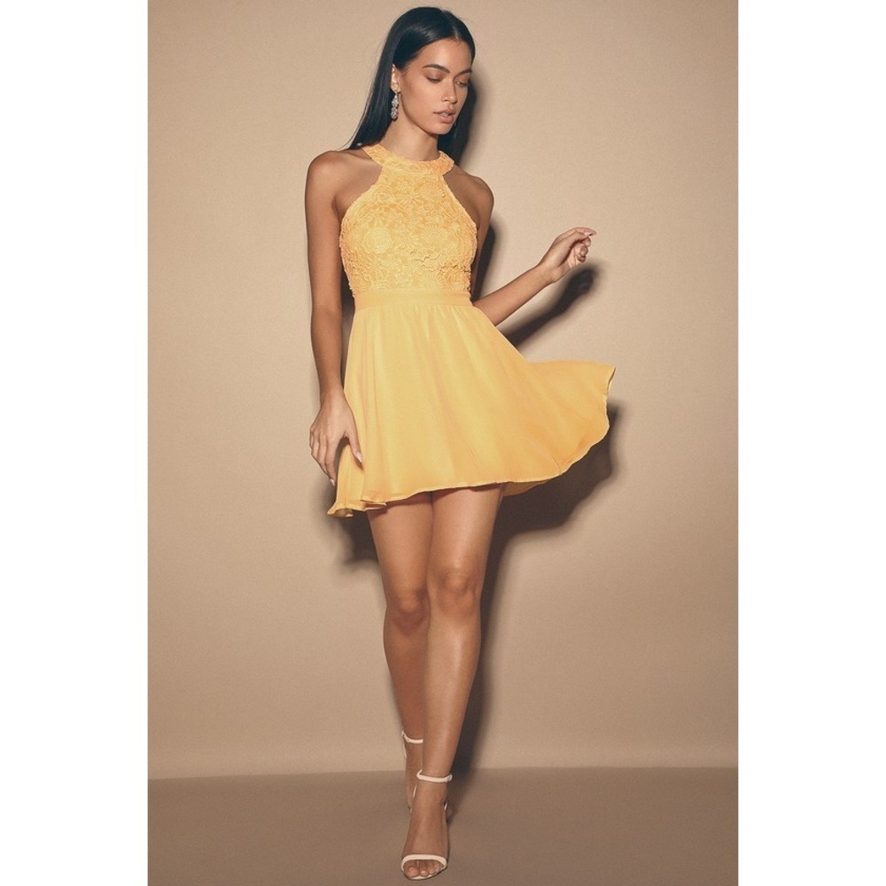 Lulus Lover's Game Light Yellow Lace Skater Dress - Size S
